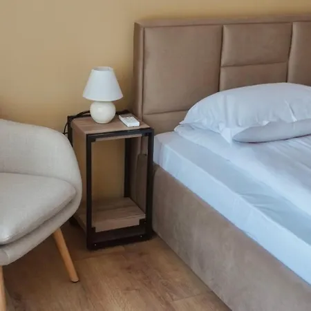 Bella Deluxe Apartment